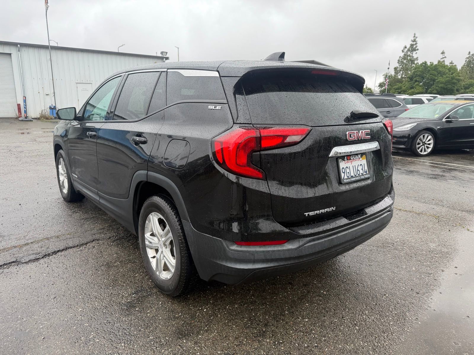 Used 2018 GMC Terrain SLE FWD image 3
