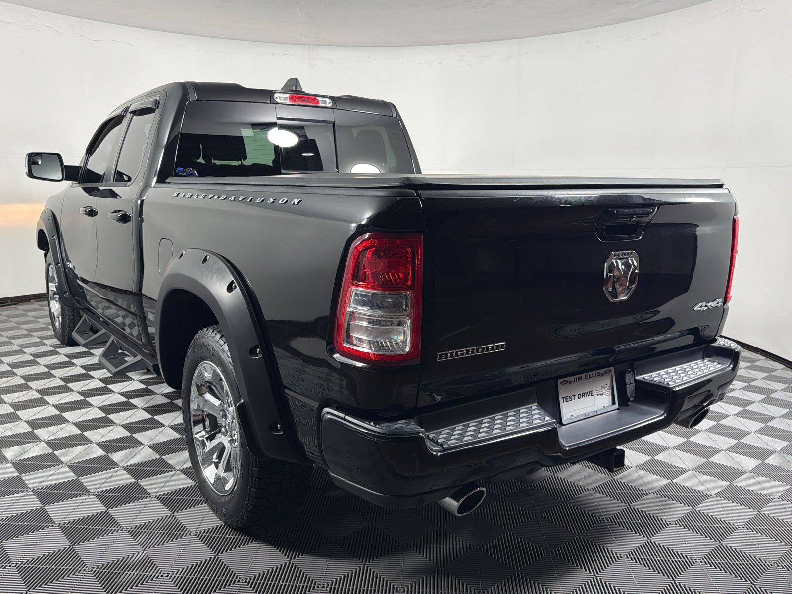 Used 2019 RAM 1500 Big Horn AWD/4WD image 5