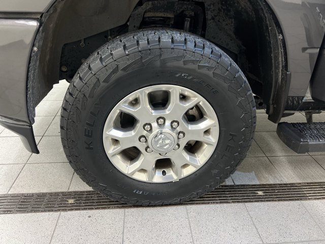 Used 2024 RAM 2500 Laramie w/ Towing Technology Group AWD/4WD image 10