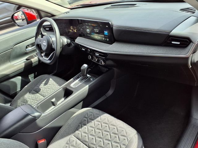 Used 2025 Nissan Kicks SV w/ Charging Package FWD image 25