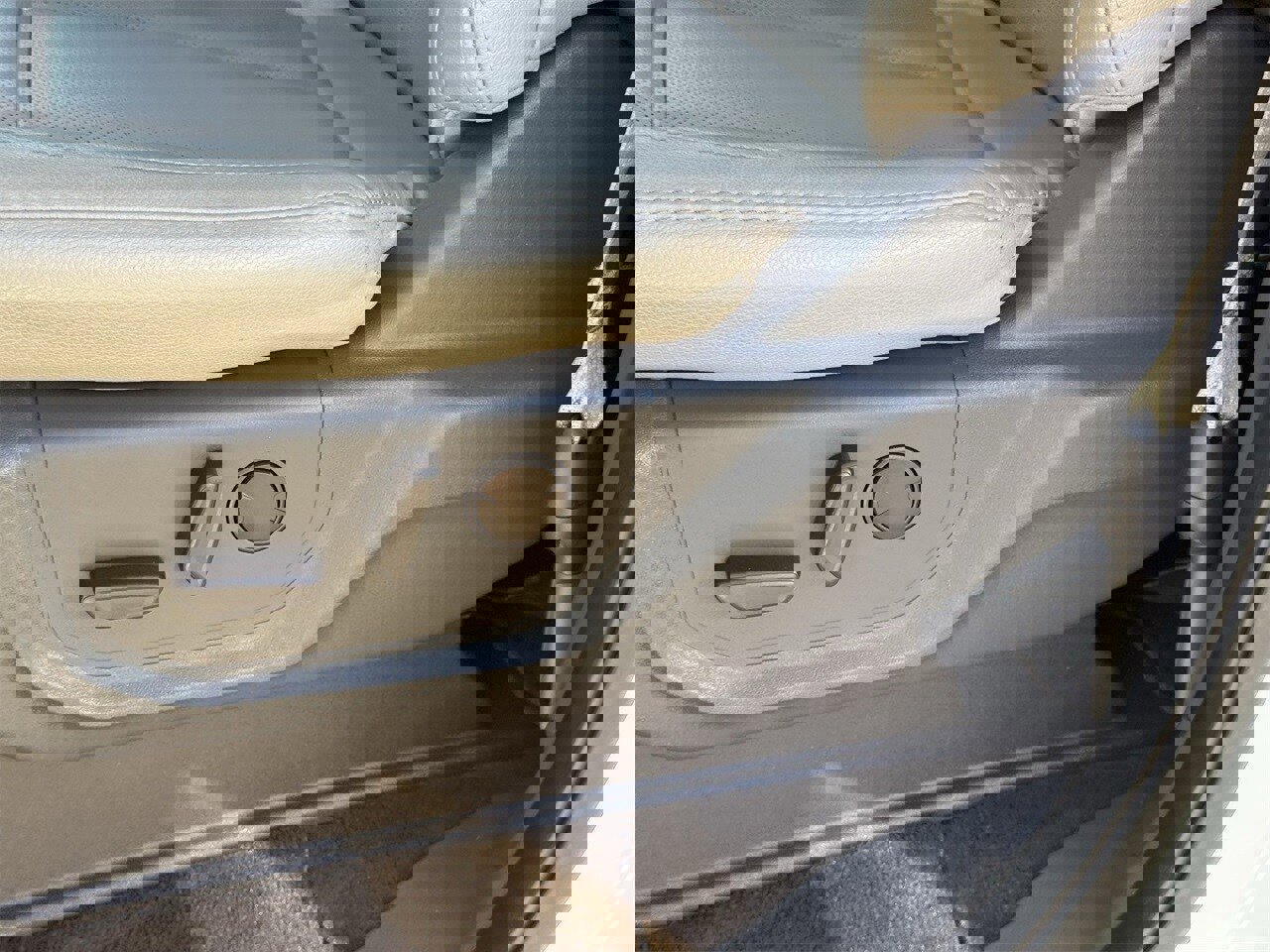 Certified 2021 Ford Expedition XLT image 26