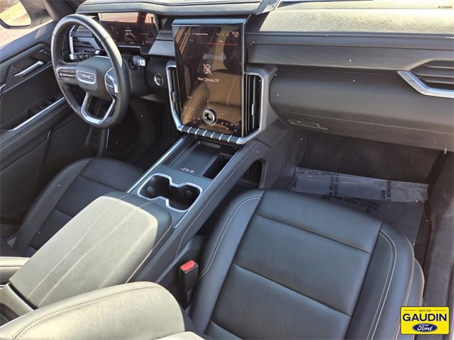 Used 2024 GMC Acadia Elevation image 17