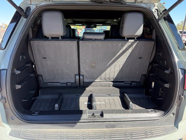 Used 2024 Toyota Sequoia Platinum AWD/4WD image 49