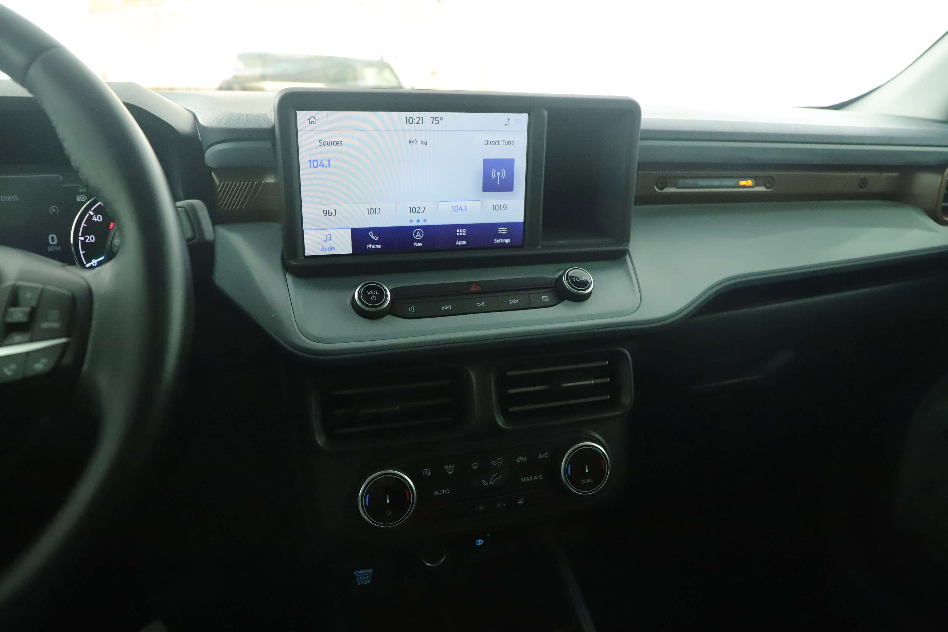 Certified 2024 Ford Maverick Lariat image 15