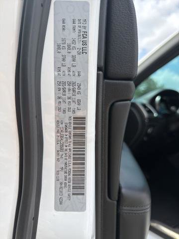 Used 2020 Jeep Grand Cherokee Limited RWD image 14