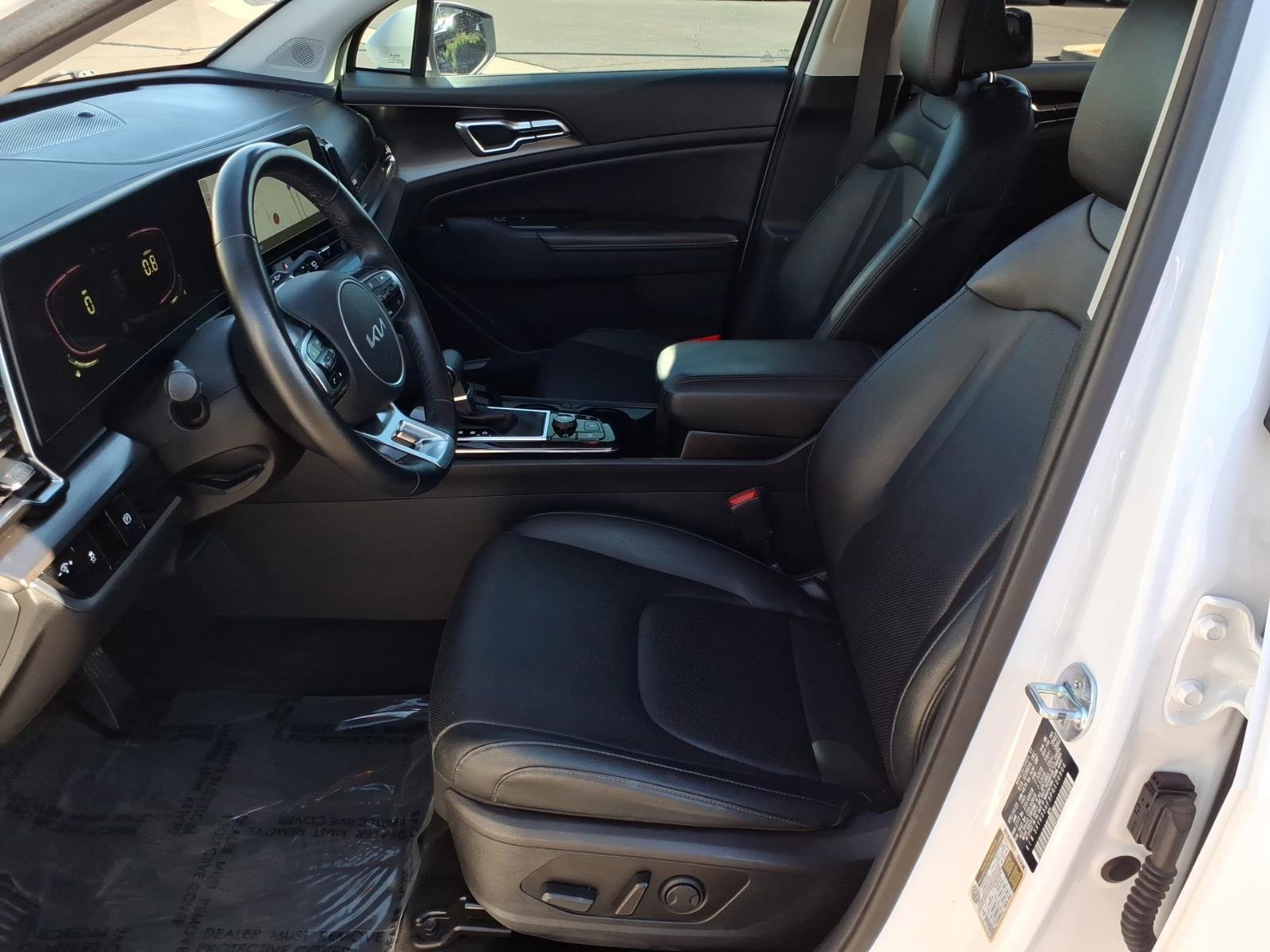 Used 2023 Kia Sportage EX image 12