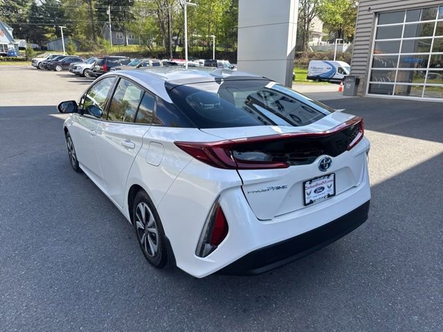 Used 2018 Toyota Prius Prime Premium FWD image 9