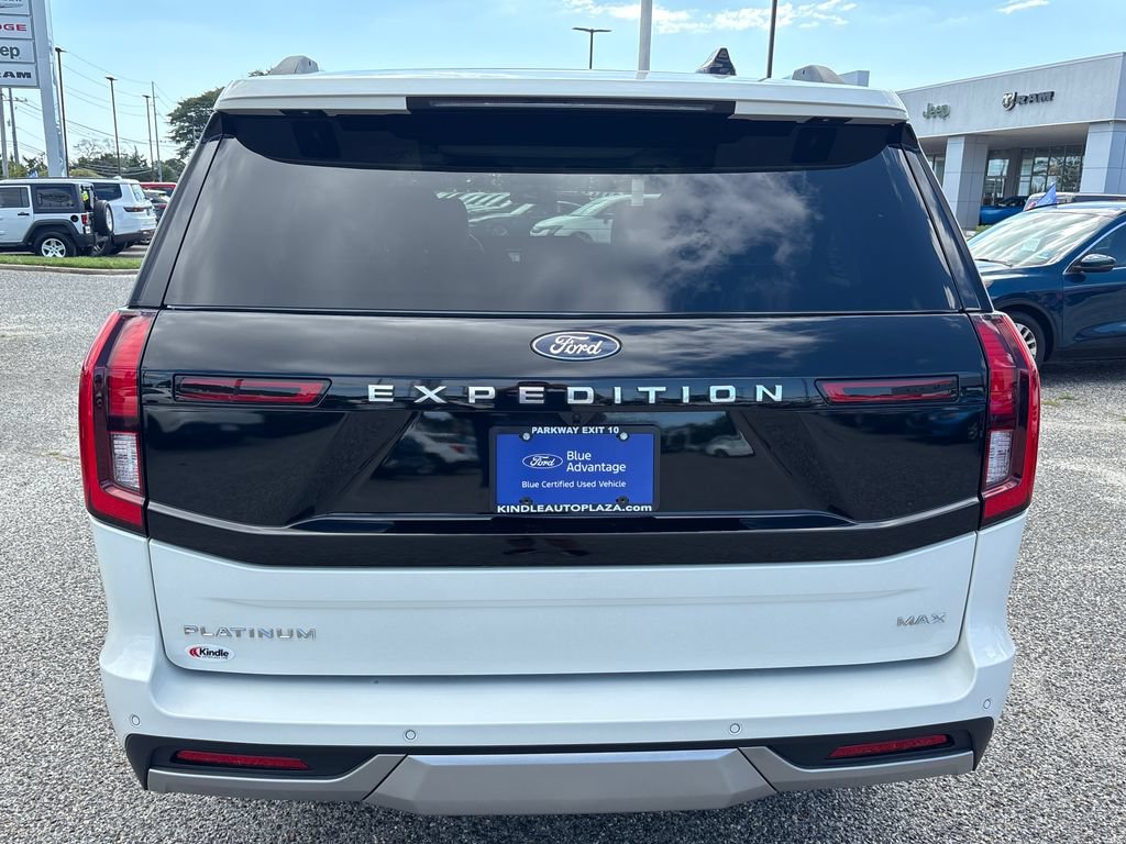 Certified 2025 Ford Expedition Max Platinum w/ Driver's Package AWD/4WD image 30