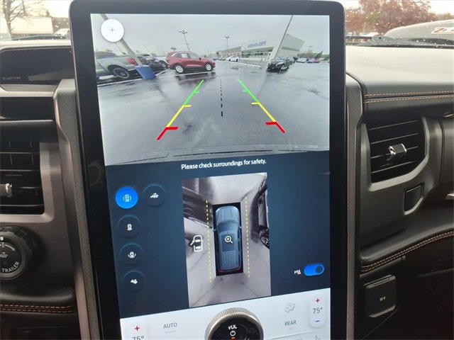 Certified 2024 Ford Expedition Platinum image 20