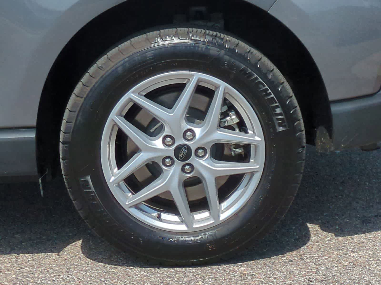 Certified 2024 Ford Edge SEL w/ Convenience Package AWD/4WD image 14