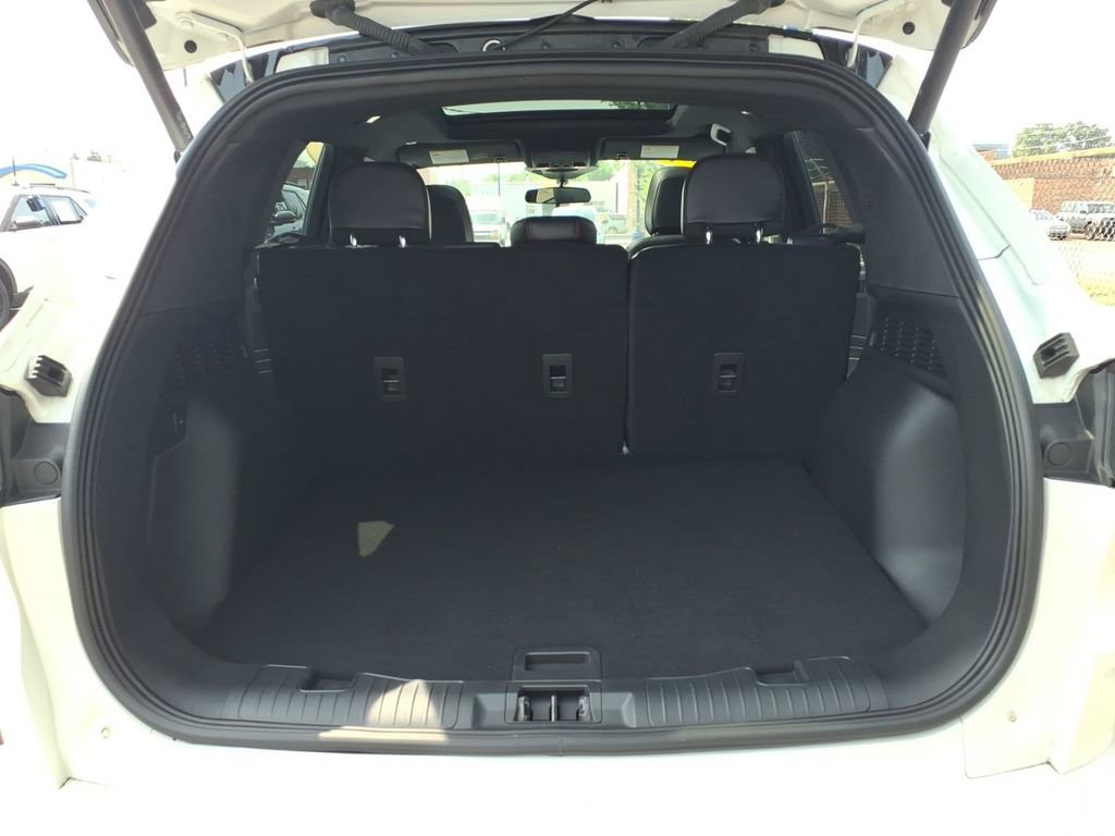 Certified 2024 Ford Escape ST-Line w/ Tech Pack #1 AWD/4WD image 10