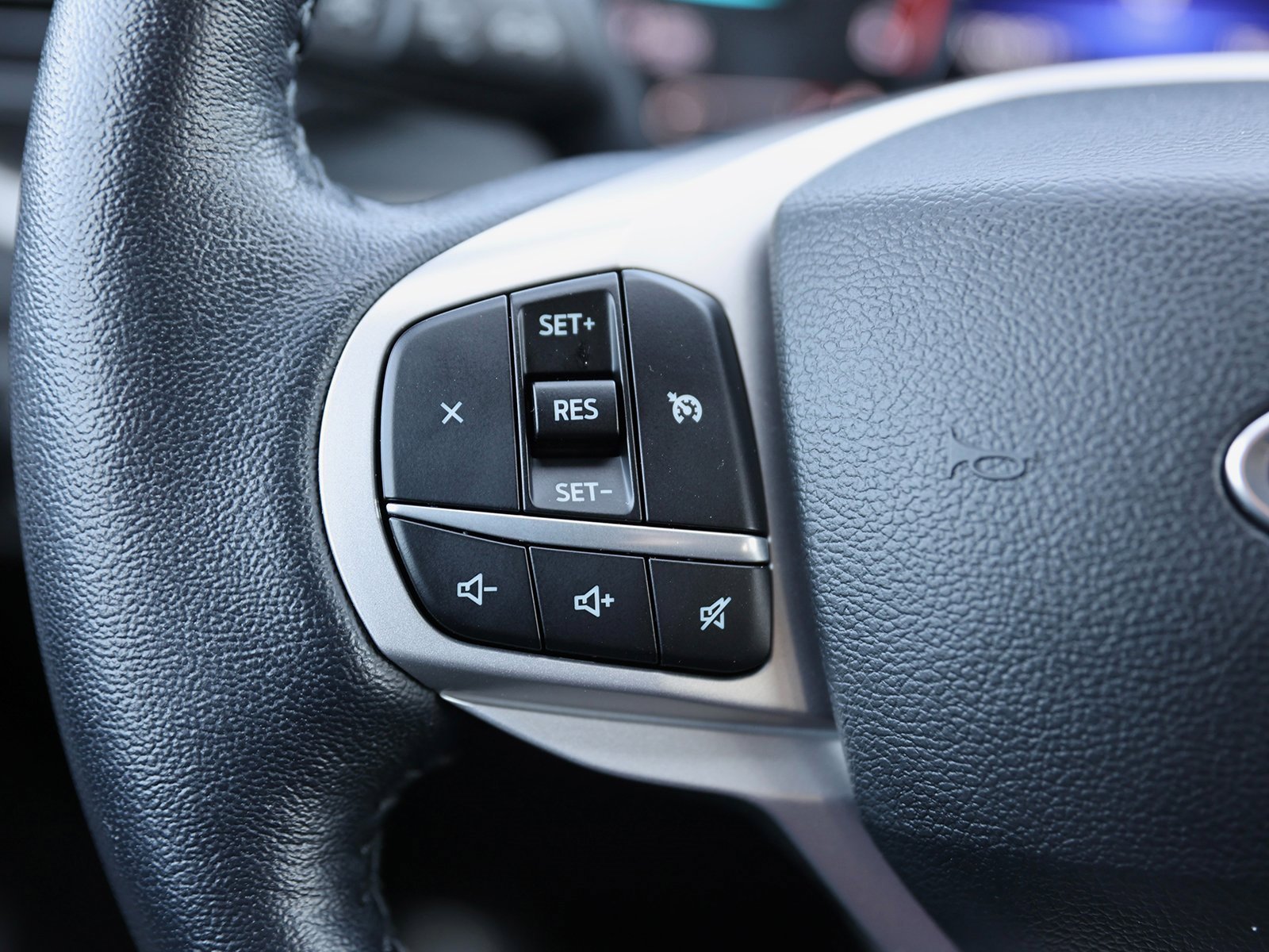 Certified 2022 Ford Explorer XLT image 41