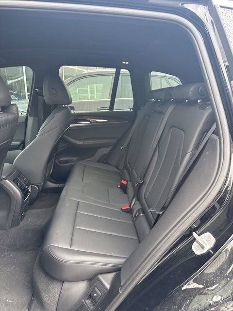 Used 2021 BMW X3 xDrive30i w/ Convenience Package AWD/4WD image 14