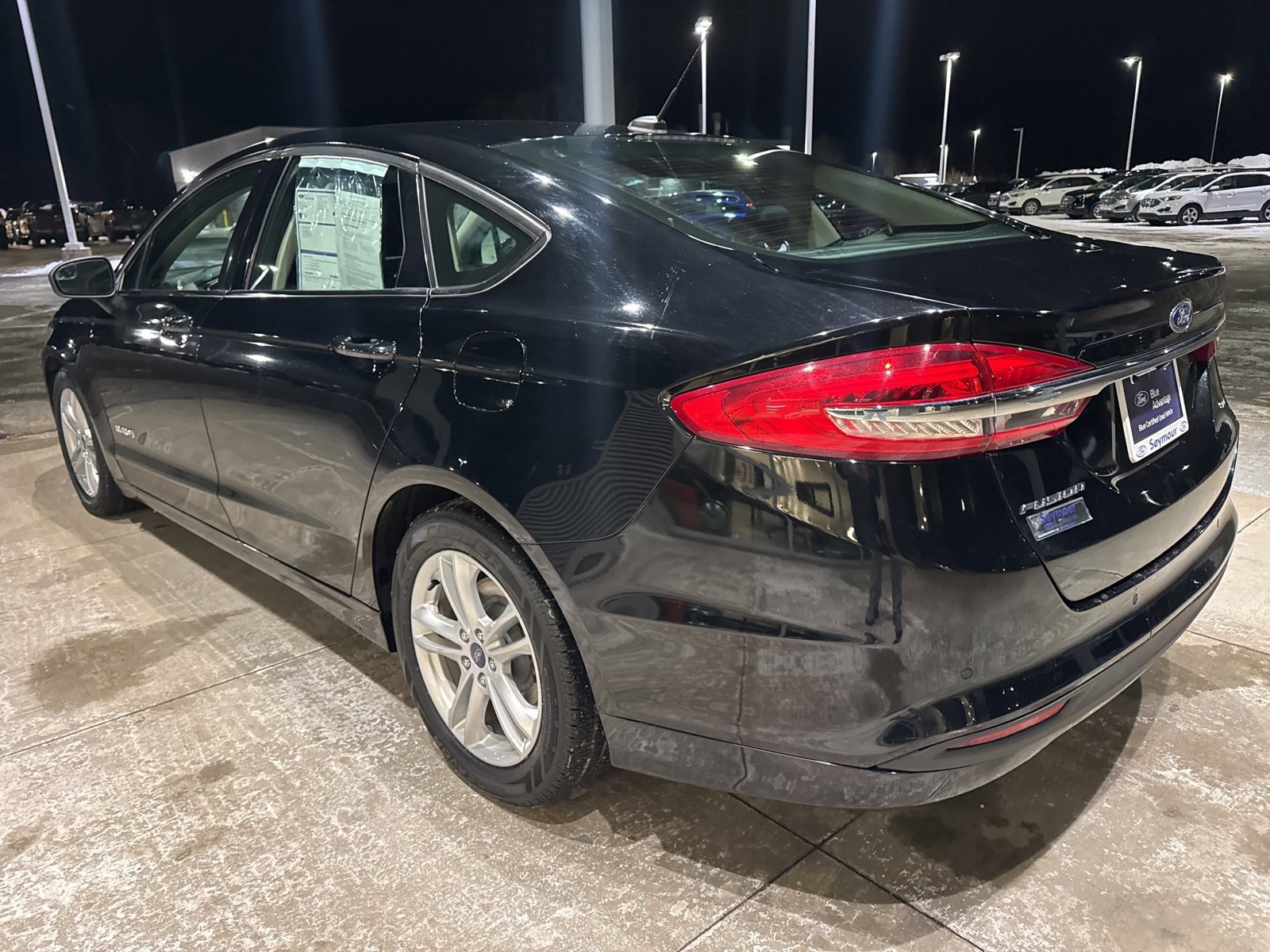 Certified 2018 Ford Fusion SE image 6