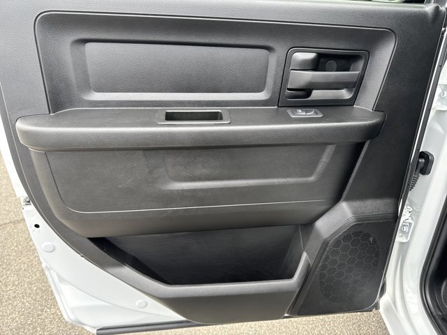 Used 2024 RAM 2500 Tradesman w/ Chrome Appearance Group AWD/4WD image 18
