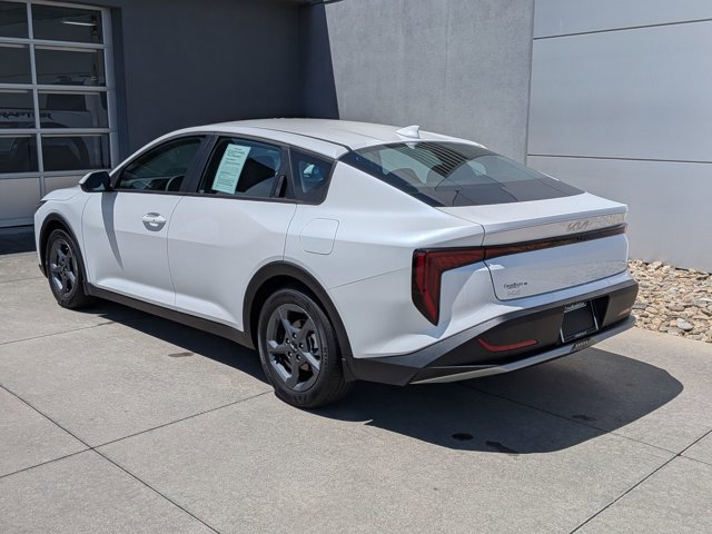 Used 2025 Kia K4 FWD image 6