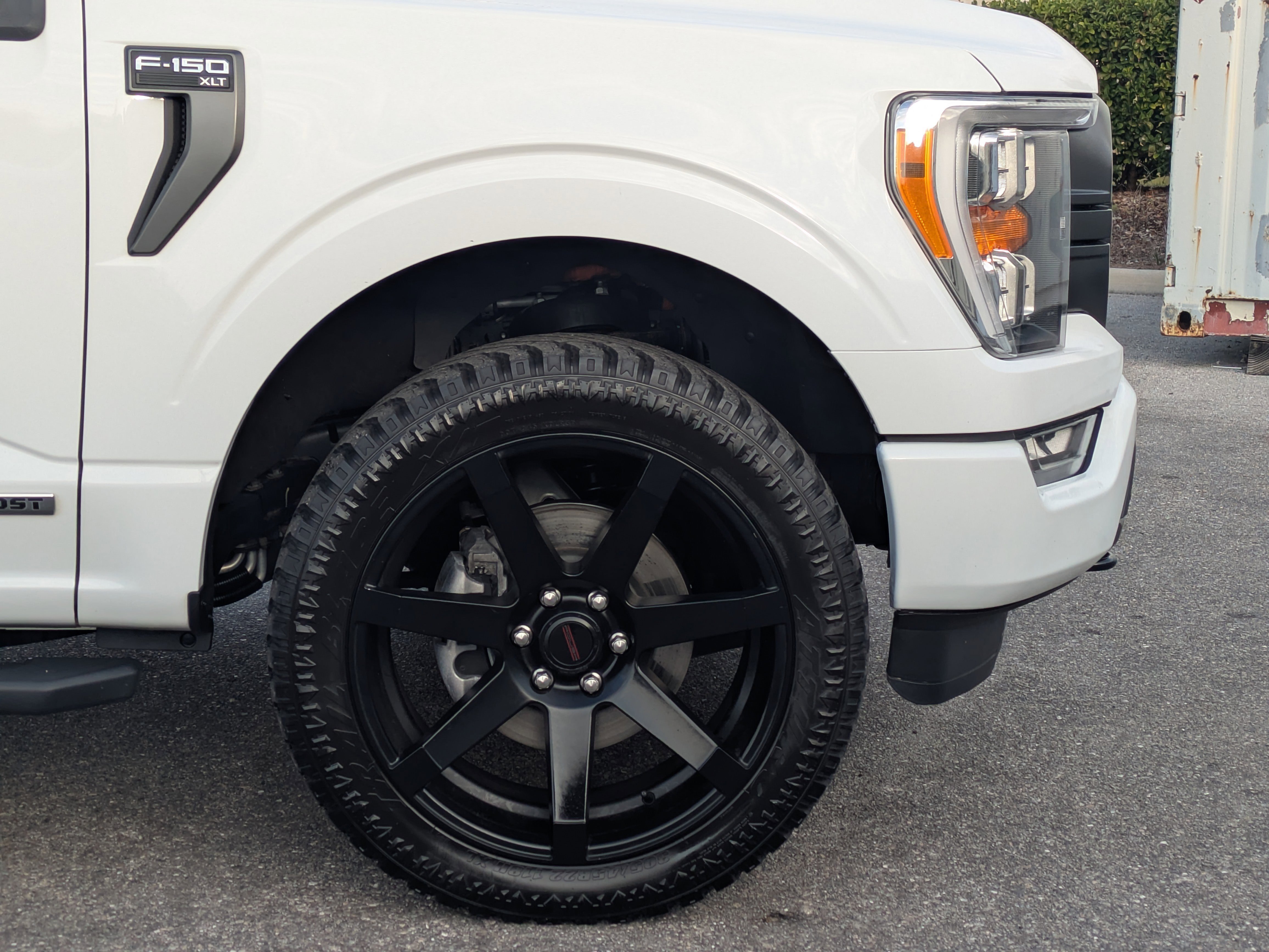 Certified 2023 Ford F150 XLT w/ Equipment Group 302A High image 11