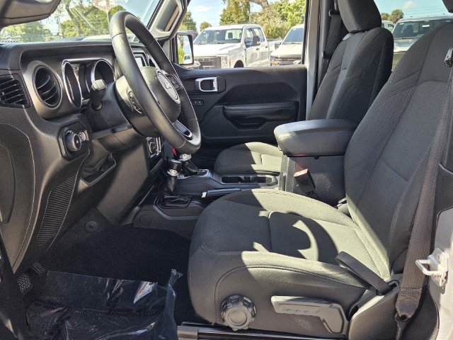 Used 2019 Jeep Wrangler Sport AWD/4WD image 15