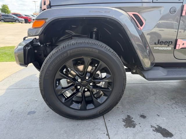 Used 2021 Jeep Wrangler Unlimited Sahara image 4