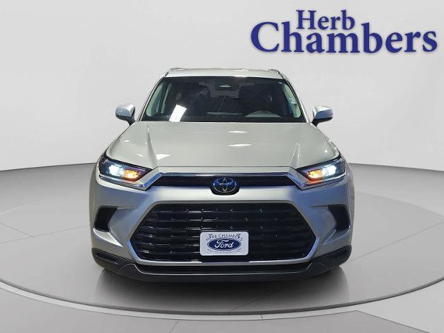Used 2024 Toyota Grand Highlander AWD image 2