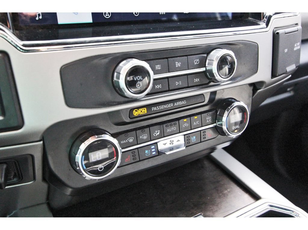 Certified 2022 Ford F250 Lariat w/ Lariat Value Package AWD/4WD image 24