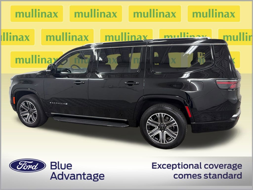 Used 2025 Jeep Wagoneer 4WD image 11