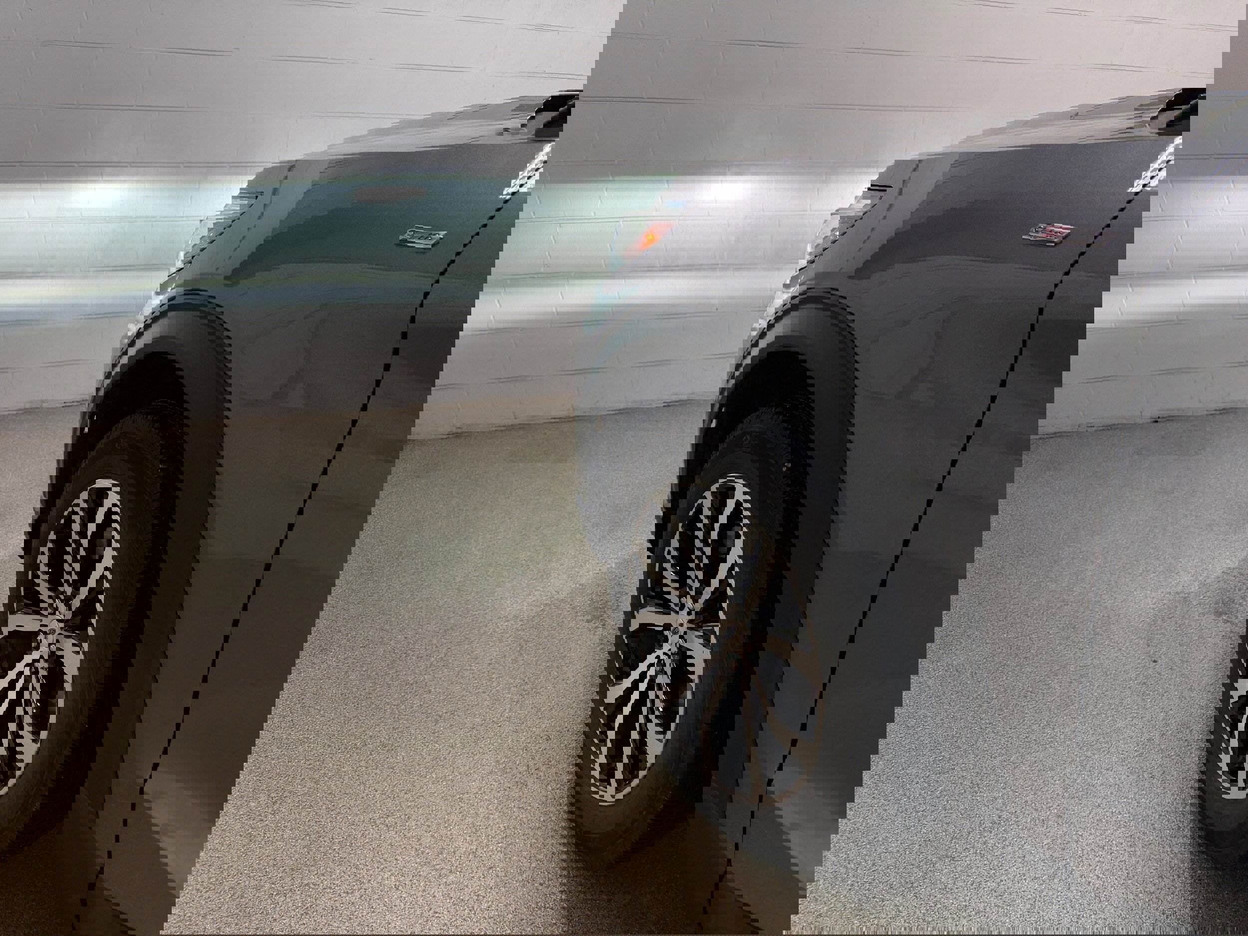 Certified 2025 Ford Explorer ST-Line image 32