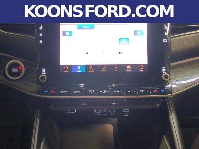Used 2022 Jeep Wagoneer Series III w/ Rear Seat Video Group 1 AWD/4WD image 18