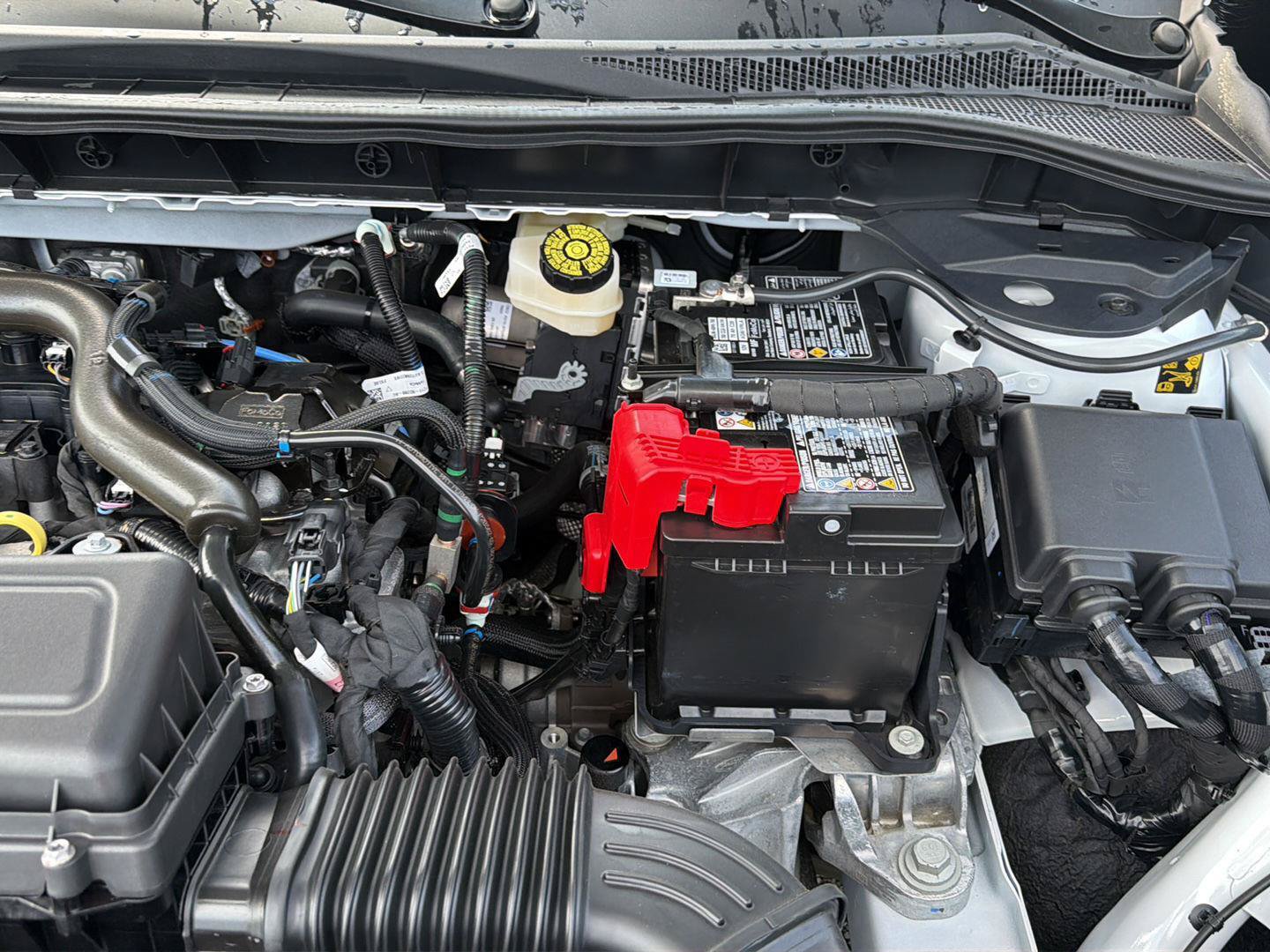 Certified 2025 Ford Escape Active w/ Cold Weather Package FWD image 36