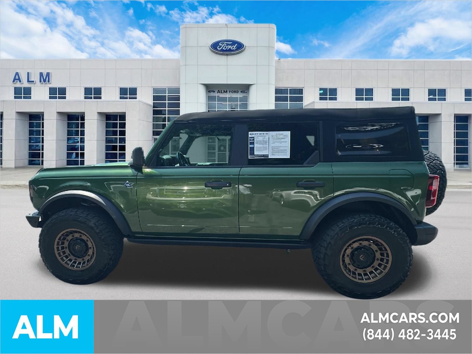 Certified 2023 Ford Bronco Black Diamond AWD/4WD image 9