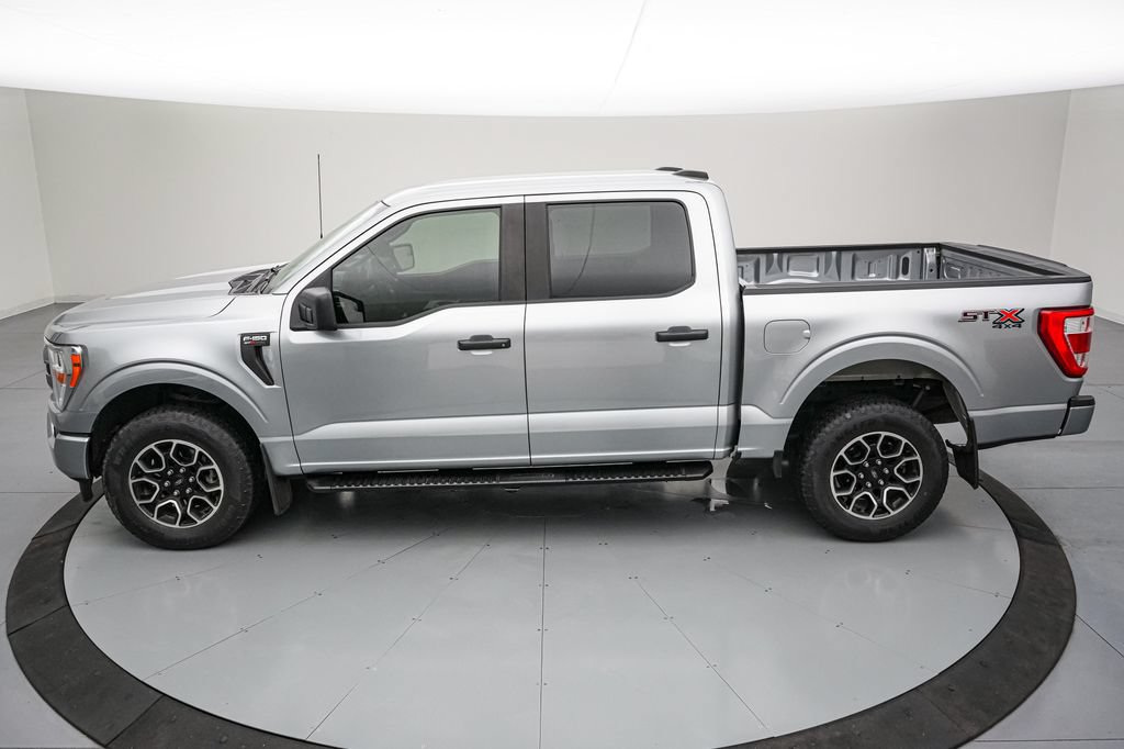 Certified 2022 Ford F150 XL w/ STX Appearance Package AWD/4WD image 8