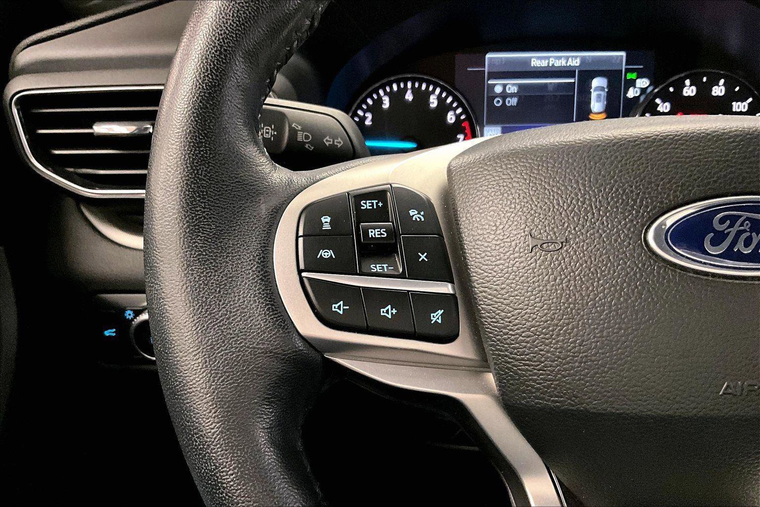 Certified 2022 Ford Explorer XLT w/ Equipment Group 202A image 17