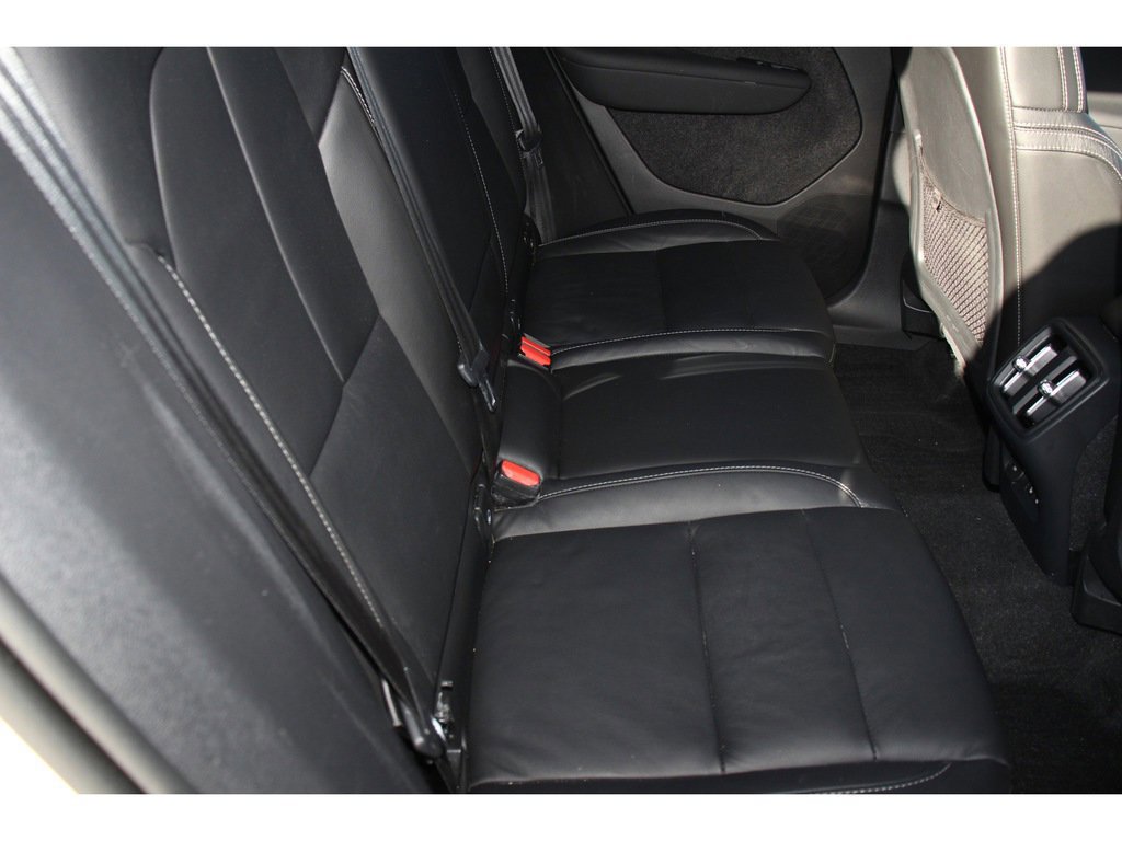 Used 2023 Volvo XC40 B5 Plus w/ Driver Assist Package image 25