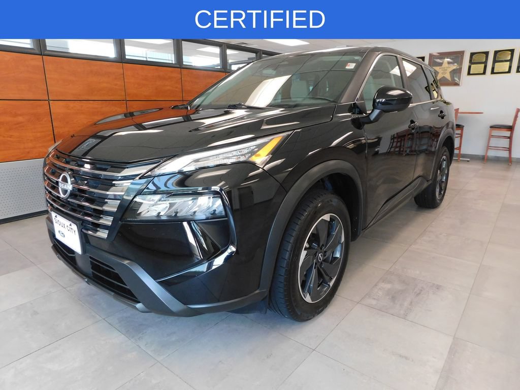 Used 2025 Nissan Rogue SV