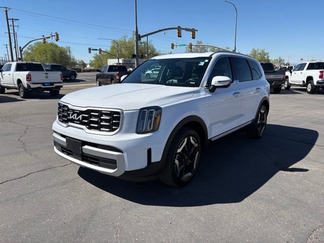 Used 2025 Kia Telluride S FWD image 8