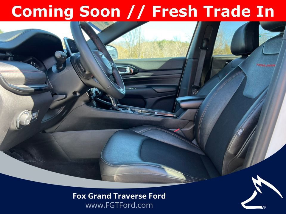 Used 2024 Jeep Compass Trailhawk AWD/4WD image 9