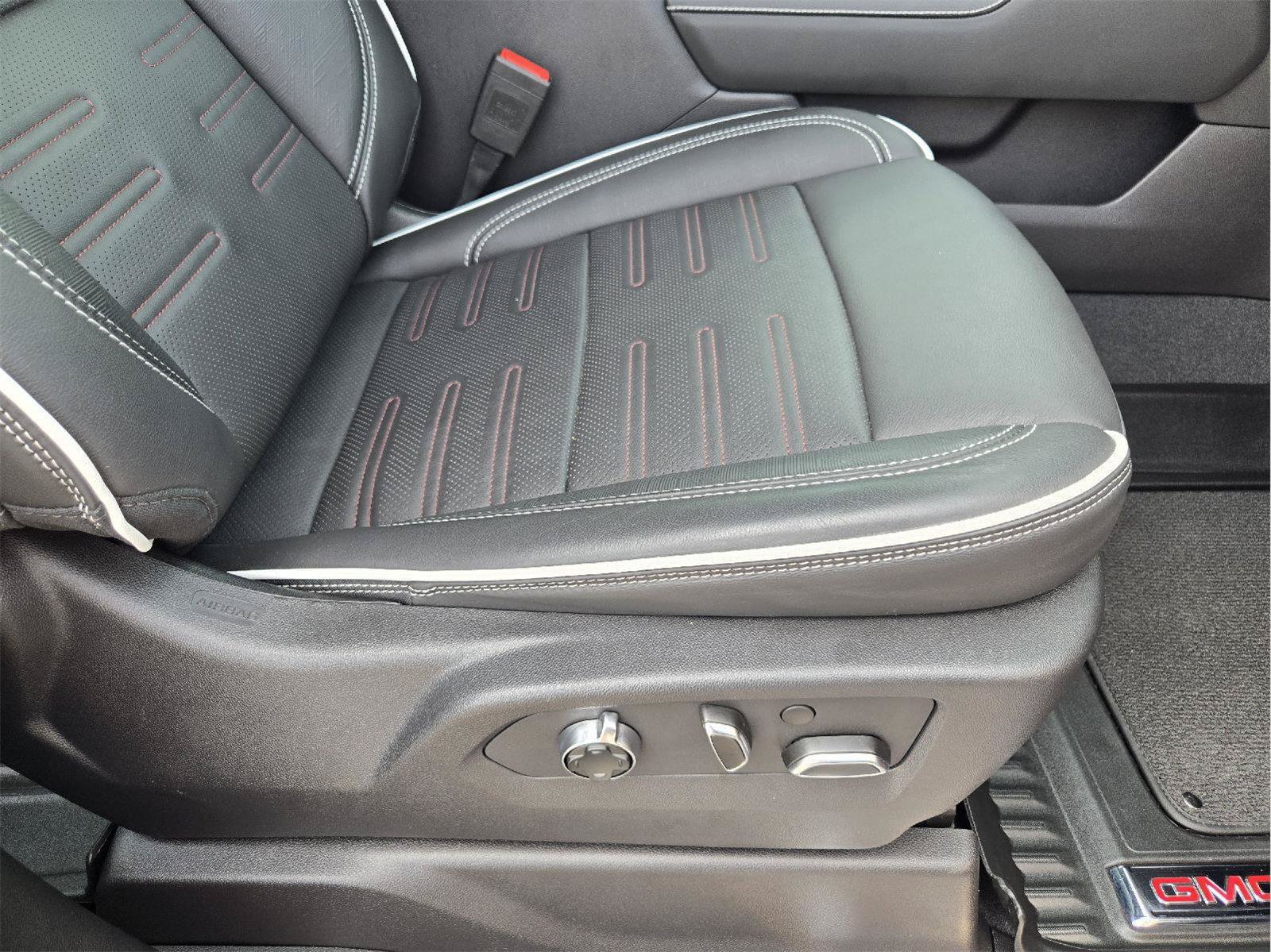 Used 2024 GMC Sierra 1500 AT4X AWD/4WD image 22