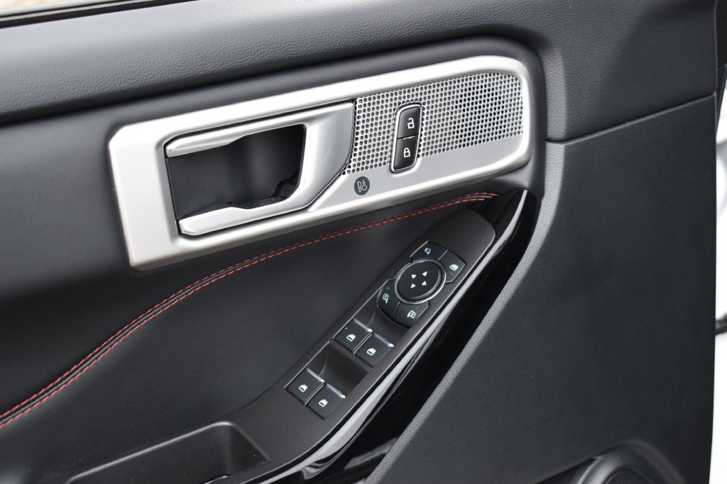 Certified 2023 Ford Explorer ST-Line AWD/4WD image 26