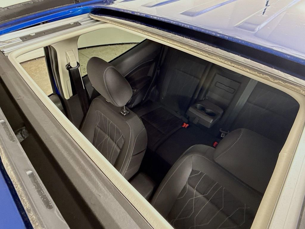 Certified 2022 Ford EcoSport SE w/ SE Convenience Package image 13