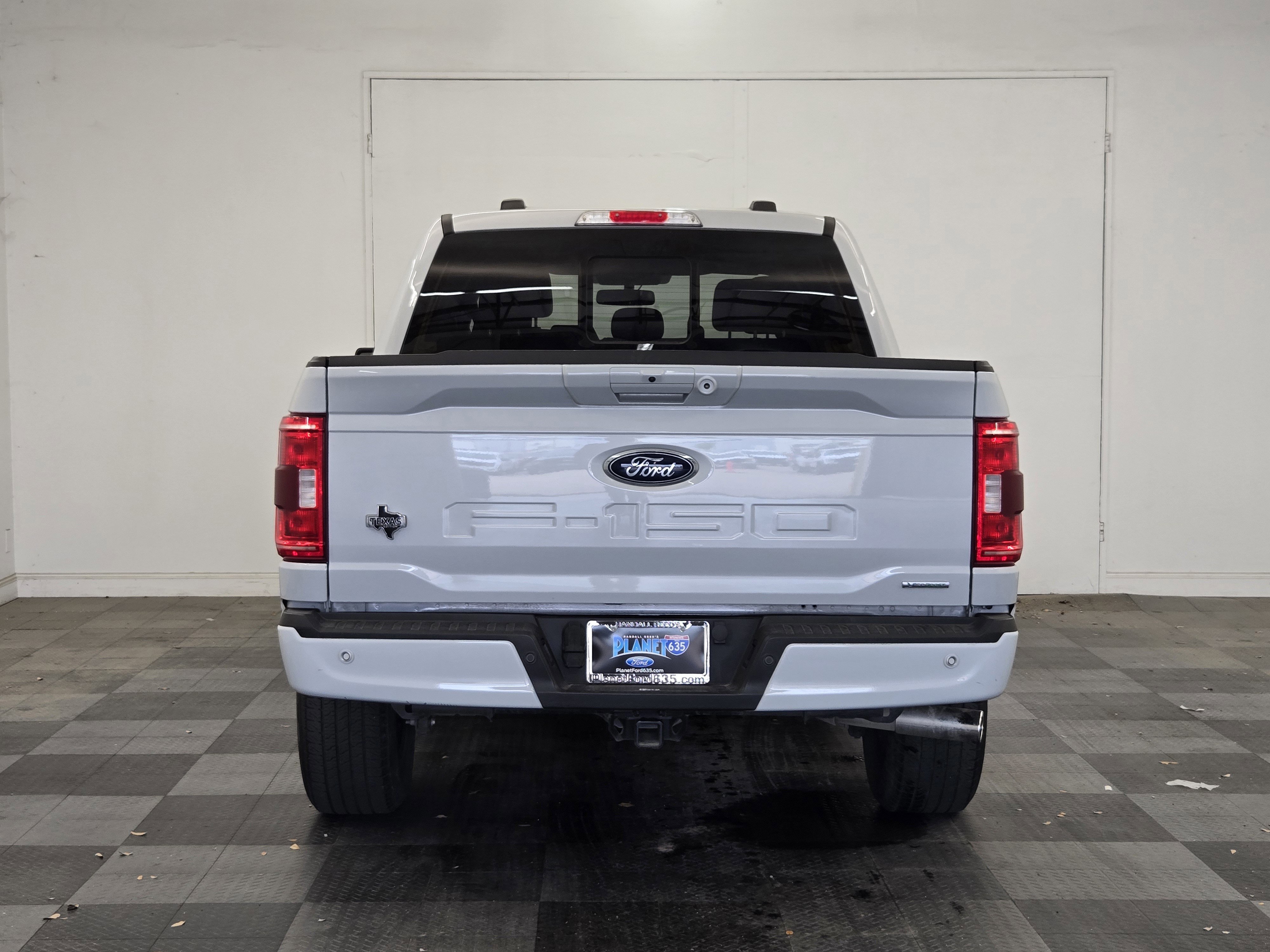 Certified 2022 Ford F150 XLT w/ Equipment Group 302A High image 3