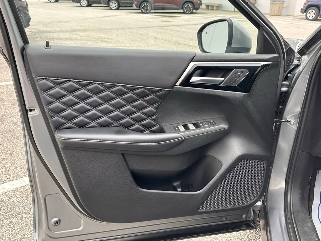 Used 2022 Mitsubishi Outlander SEL AWD/4WD image 12