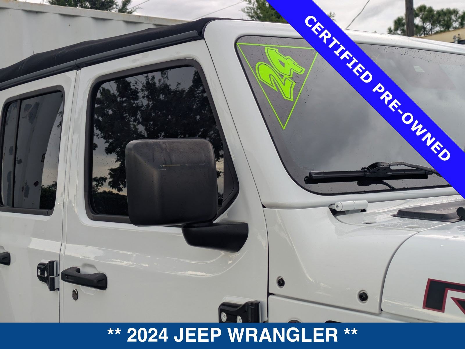 Used 2024 Jeep Wrangler Unlimited Rubicon AWD/4WD image 11