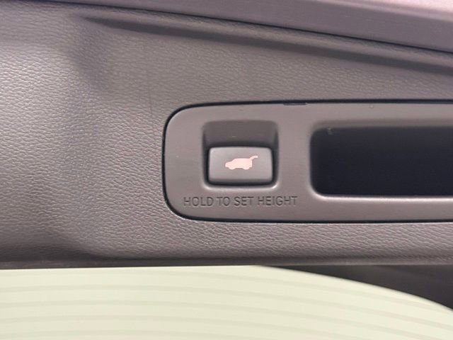 Used 2018 Honda CR-V Touring image 38
