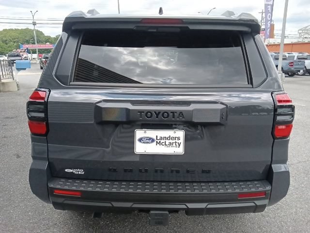 Used 2026 Toyota 4Runner SR5 RWD image 4