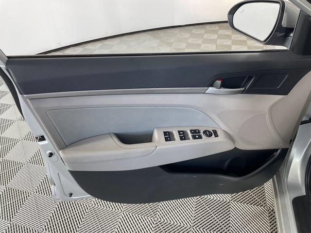 Used 2018 Hyundai Elantra SEL FWD image 15