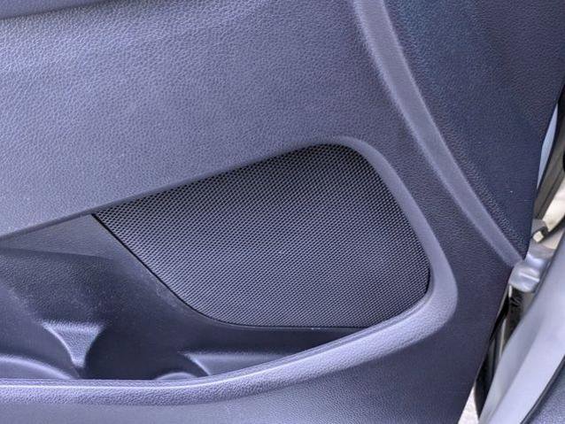 Certified 2018 Ford Explorer XLT w/ Equipment Group 202A AWD/4WD image 13