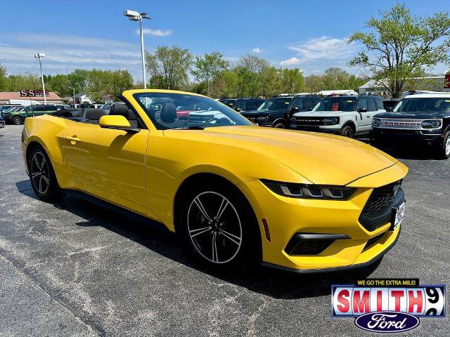 Certified 2024 Ford Mustang Convertible RWD image 4