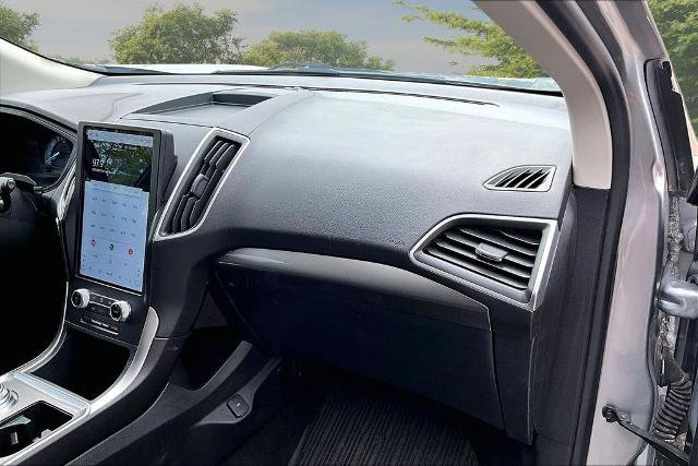 Certified 2024 Ford Edge SEL w/ Convenience Package AWD/4WD image 16