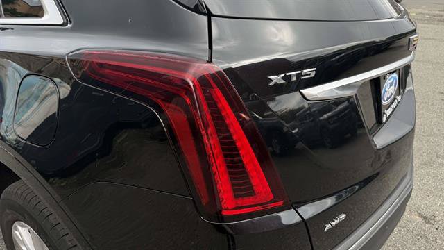 Used 2021 Cadillac XT5 Luxury AWD/4WD image 40
