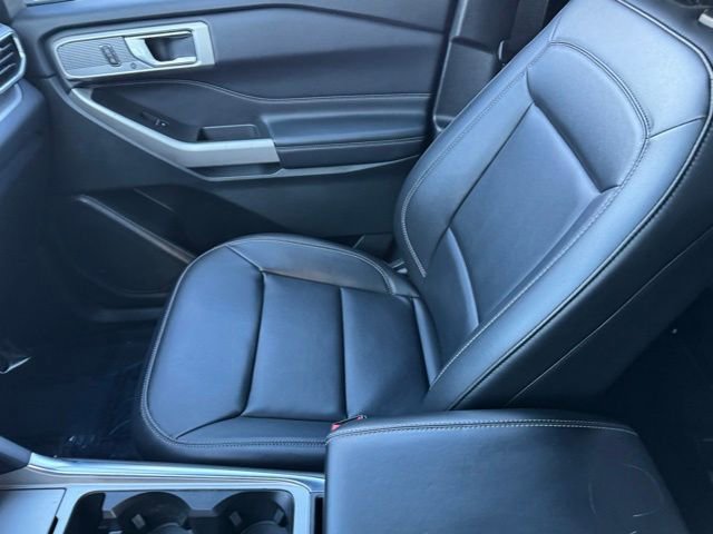 Certified 2024 Ford Explorer XLT w/ Equipment Group 202A AWD/4WD image 26